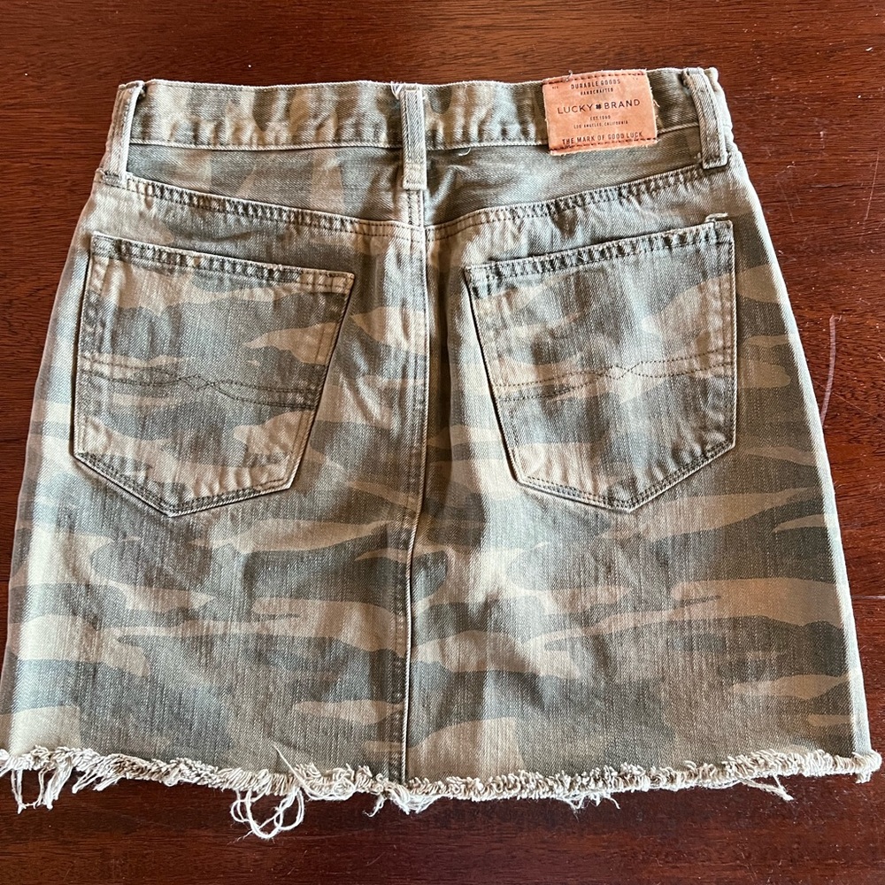 Camouflage Jean skirt - Picture 2 of 4